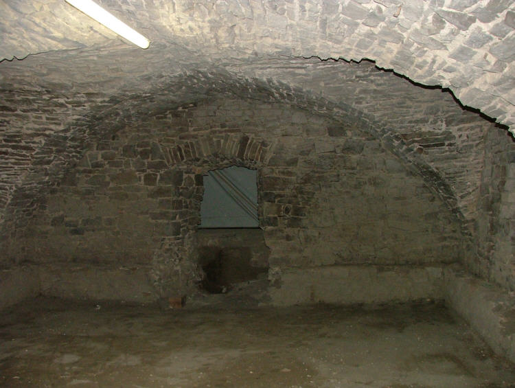 Historische Kellergewölbe in der Domänenburg "Aerzen"